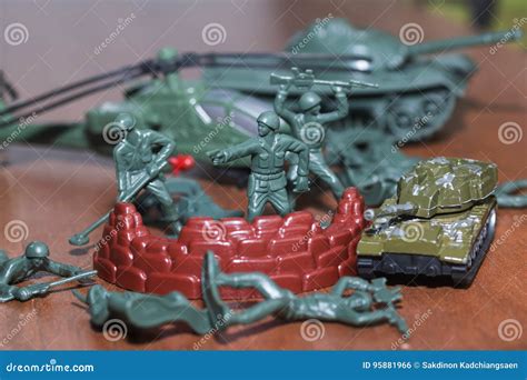 Plastic toy soldiers stock photo. Image of brain, kids - 95881966