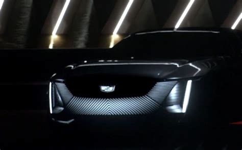 Cadillac Celestiq L Auto Elettrica Sarà Svelata Nel 2022 Motorisumotori It