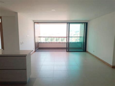 Venta De Apartamento En Laureles Medell N M