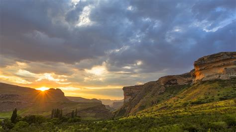 Sunset At Golden Gate Highlands National Park Free State South Africa Windows Spotlight Images