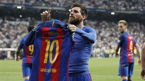 La camiseta de Messi levita en el Bernabeu la historia de una foto icónica