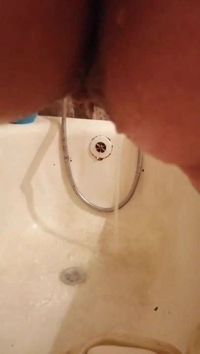 Zhena Podmyvayetsya Free HD Porn Video 95 XHamster