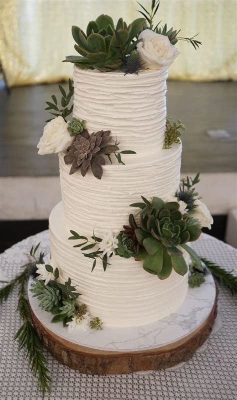 Ideen F R Eine Hochzeitstorte Mit Blumen Hochzeitskiste