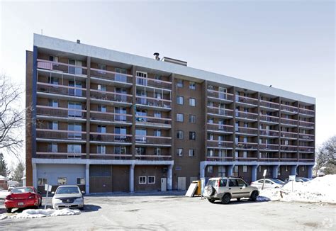 Russell Smyth Heights Apartments 1825 Russell Rd Ottawa On