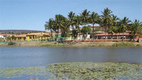 BROTAS AQUI Brotas de Macaúbas ganha Clube Balneário Lago Azul