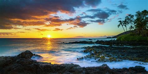 Molokini Sunset Photograph by David Rivera