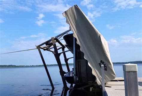 Pontoon Boat Lifts for Sale & Boat Lift Buyer's Guide