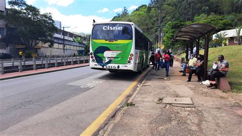 Transporte Coletivo Apenas Para Passageiros Sentados Euclides Éder