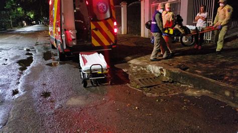 Idoso de 80 anos é socorrido em residência na Rua Londrina CGN O