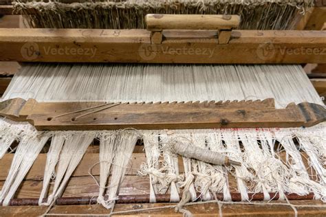 Old Loom Antique Weaving Sewing Machine Detail 18805255 Stock Photo At