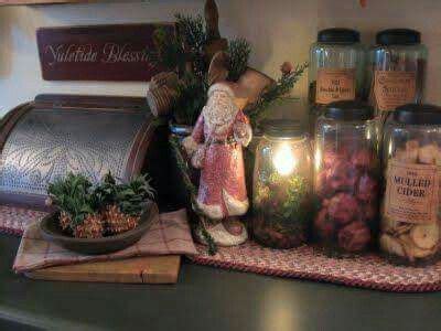 Pin By Charlie Lauderdale On Kitchens Primitive Christmas Decorating