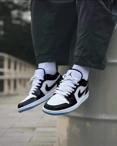 Jordan Low Concord Men S Fashion Footwear Sneakers On Carousell