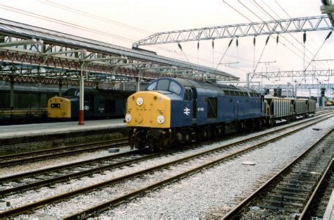 97408 Passing 97405 At Crewe During Its Closure For Upgrad Flickr