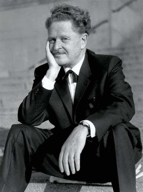 Nazim Hikmet Ran Inside Out In Istanbul