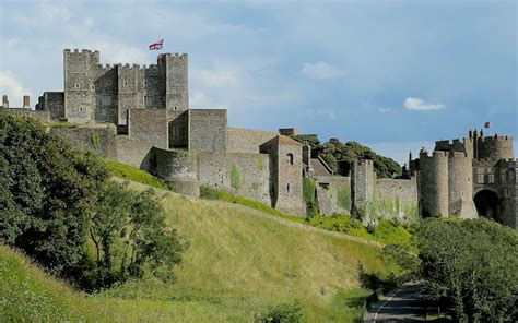 The Ultimate Guide to Visiting Dover Castle!