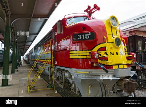 Texas, Galveston Railroad Museum, Santa Fe Super Chief Warbonnet ...