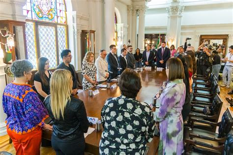 Guarda Cabildo Minuto De Silencio En Memoria Del Profesor Manuel Trueva