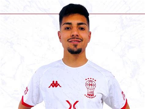 Williams Alarcón es oficializado como nuevo refuerzo de Huracán firmó