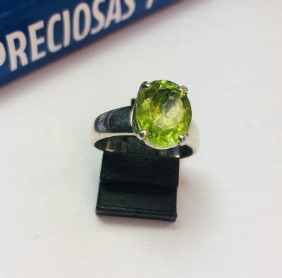 Anillo de olivina natural Laja y Picón SL