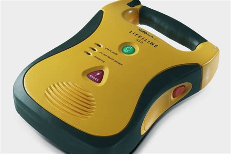 Rotary Club Dona Un Defibrillatore Alla Polizia Locale Di Ragusa