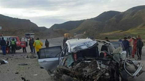 Triple colisión de vehículos deja cuatro muertos en la vía Oruro