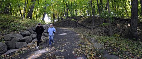 Hiking and Walking in the Three Rivers Park District - Thrifty Minnesota