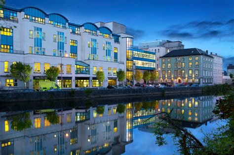 Mercy University Hospital Cork - Jim McCarthy Photography