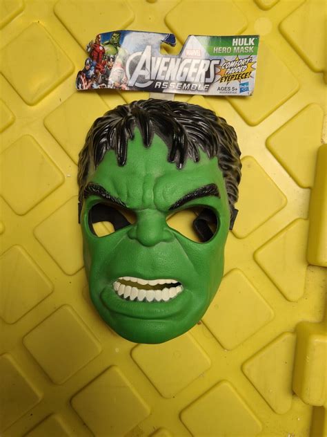 Marvel Avengers Assemble Hulk Hero Mask - Gem