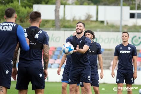 Završne pripreme za utakmicu protiv Lokomotive HNK Hajduk Split