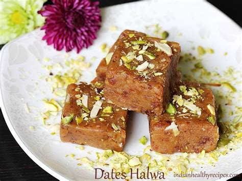 Dates Halwa Burfi Swasthi S Recipes