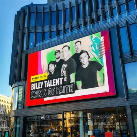 Waterproof Naked Eye D Outdoor Led Screen For Digital Out Of Home Advertising Billboard