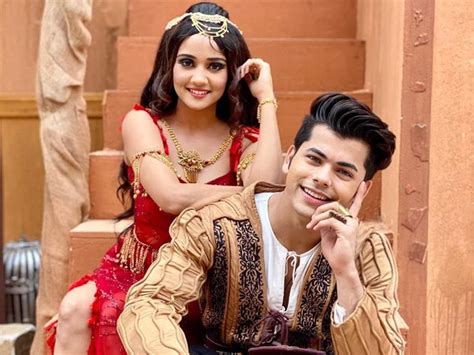 Ashi Singh And Siddharth Nigam Make For A Refreshing Romantic Pair In