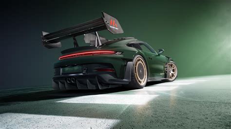 Video Porsche S Motorsport Experts Take The Gt Rs To Another Level