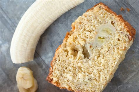 Saftiges Bananenbrot backen einfaches Rezept mit Walnüssen