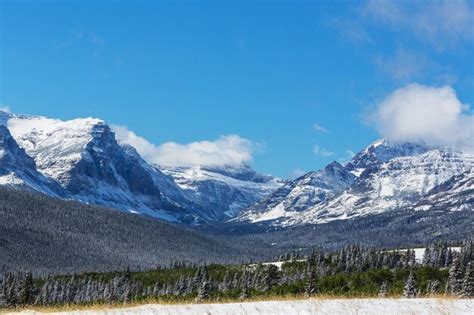 Premium Photo | Glacier national park, montana. winter.