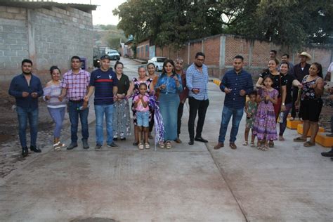 Inaugura La Alcaldesa De Tiquicheo Catalina P Rez Negr N Obras De