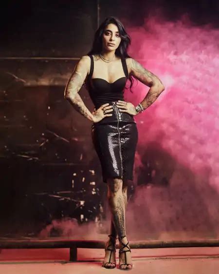 Bani J Top 20 Hot Pics And Photo