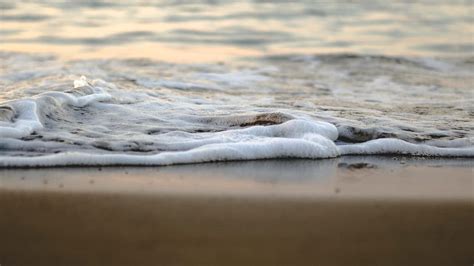 Perch Si Forma La Schiuma Al Mare La Spiegazione Scientifica