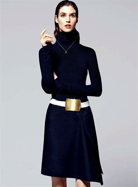 Manon Leloup Hands Naked Onlyfans