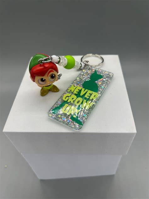 Peter Pan Glitter Keychain Doorables Peter Pan Key Ring Captain Hook