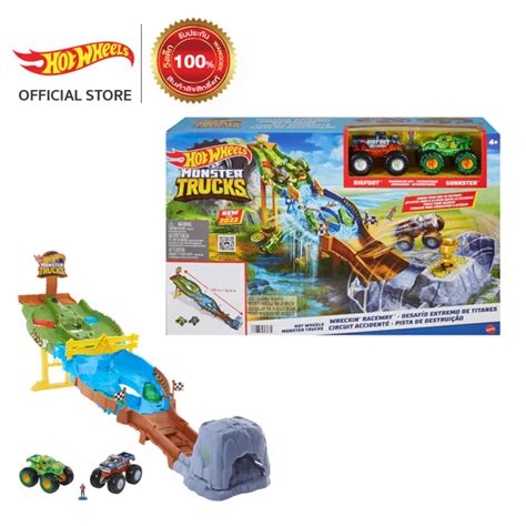 Hot Wheels Monster Trucks Wreckin Raceway Playset