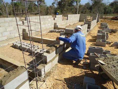 Usimak BLOCOS DE CONCRETO GARANTEM MAIOR SEGURANÇA E MELHOR ACABAMENTO