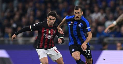 Inter Milan Mkhitaryan Sostituito Al Per Un Risentimento Al