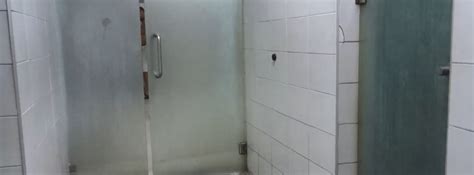BAÑOS FINISTERRE Baño gay con salas de vapor sauna duchas y jacuzzi