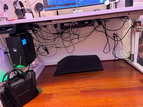 My Mega Guide on Desk Cable Management 🙏🏽 : r/DeskCableManagement