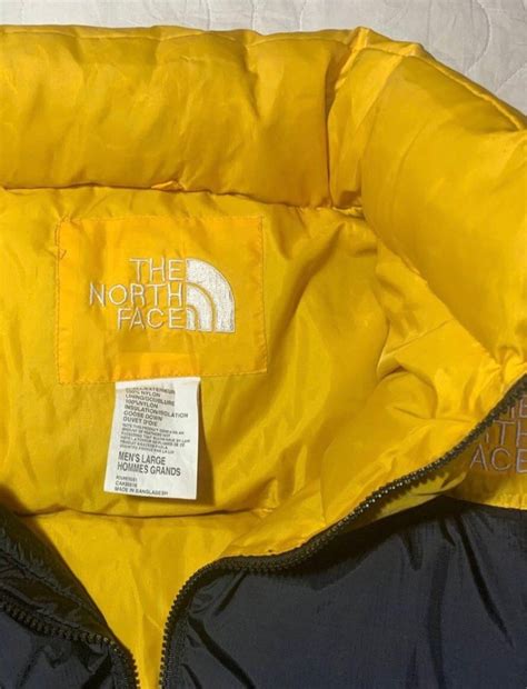 TNF 700 Series Puffer Jacket on Carousell