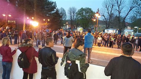 Osmi Protest Jedan Od Pet Miliona U Kovinu Dovi Enja U Beogradu I