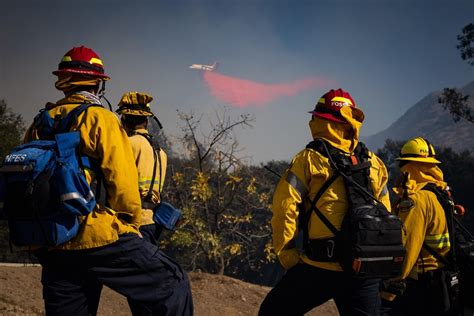 Un Incendio Al Sur De Los Ngeles Obliga A Evacuar Unas Personas