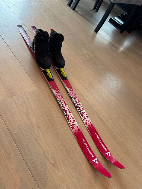 Fischer Snowstar Ski Med Alpine Skisko St 35 FINN Torget