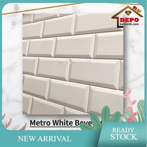 Jual Mulia Metro White Bevel 10x20 Kw1 Keramik Subway Bevel Putih